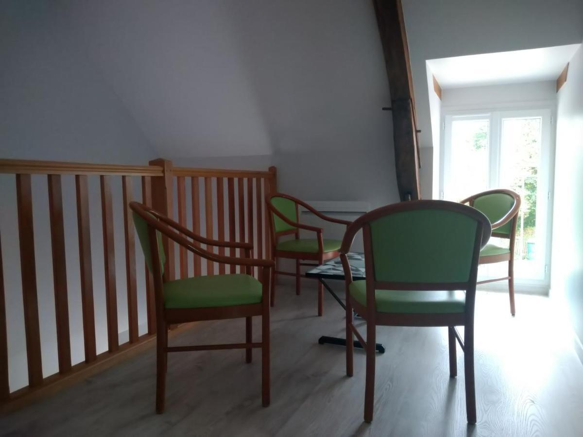 Gîte de La Basse Roche Souge  Extérieur photo